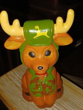 Cerqmic Moose Figurine - John Deere Inspired